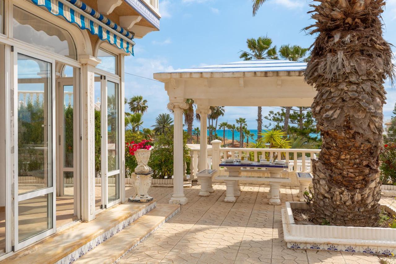 Fidalsa Grand Mediterranean Beachfront Villa ปลายาฟลาเมงกา ภายนอก รูปภาพ