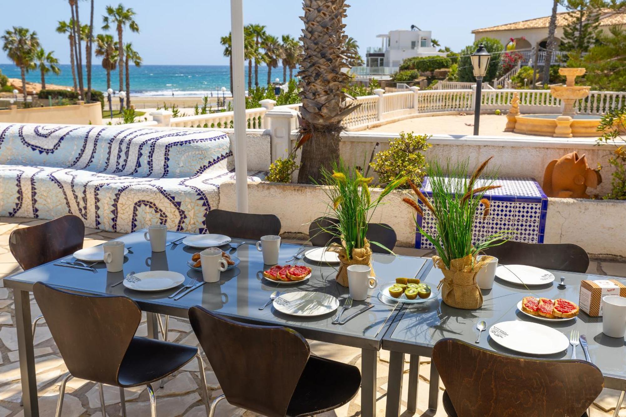 Fidalsa Grand Mediterranean Beachfront Villa ปลายาฟลาเมงกา ภายนอก รูปภาพ