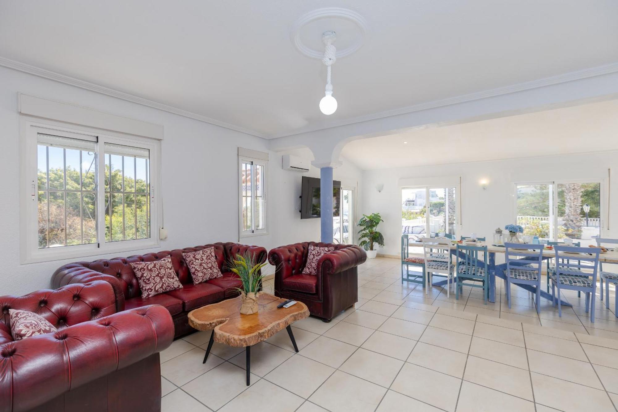 Fidalsa Grand Mediterranean Beachfront Villa ปลายาฟลาเมงกา ภายนอก รูปภาพ
