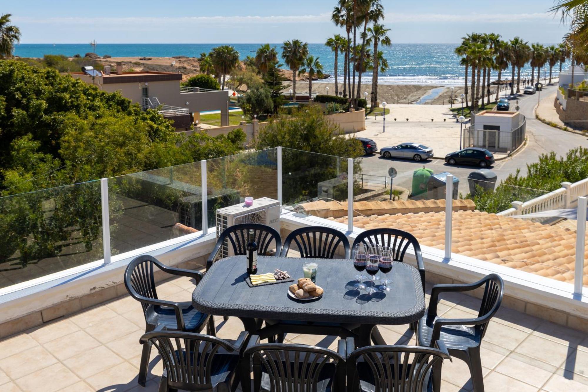 Fidalsa Grand Mediterranean Beachfront Villa ปลายาฟลาเมงกา ภายนอก รูปภาพ