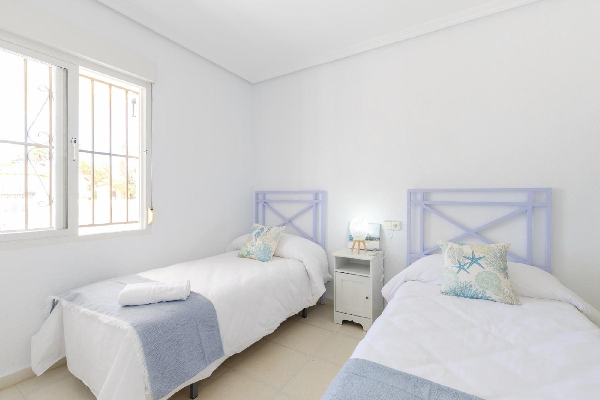 Fidalsa Grand Mediterranean Beachfront Villa ปลายาฟลาเมงกา ภายนอก รูปภาพ
