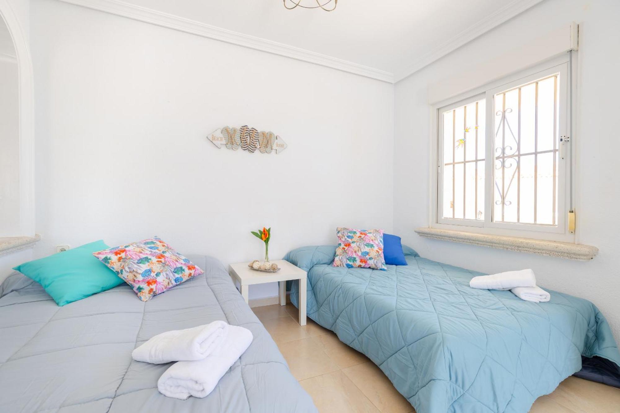 Fidalsa Grand Mediterranean Beachfront Villa ปลายาฟลาเมงกา ภายนอก รูปภาพ
